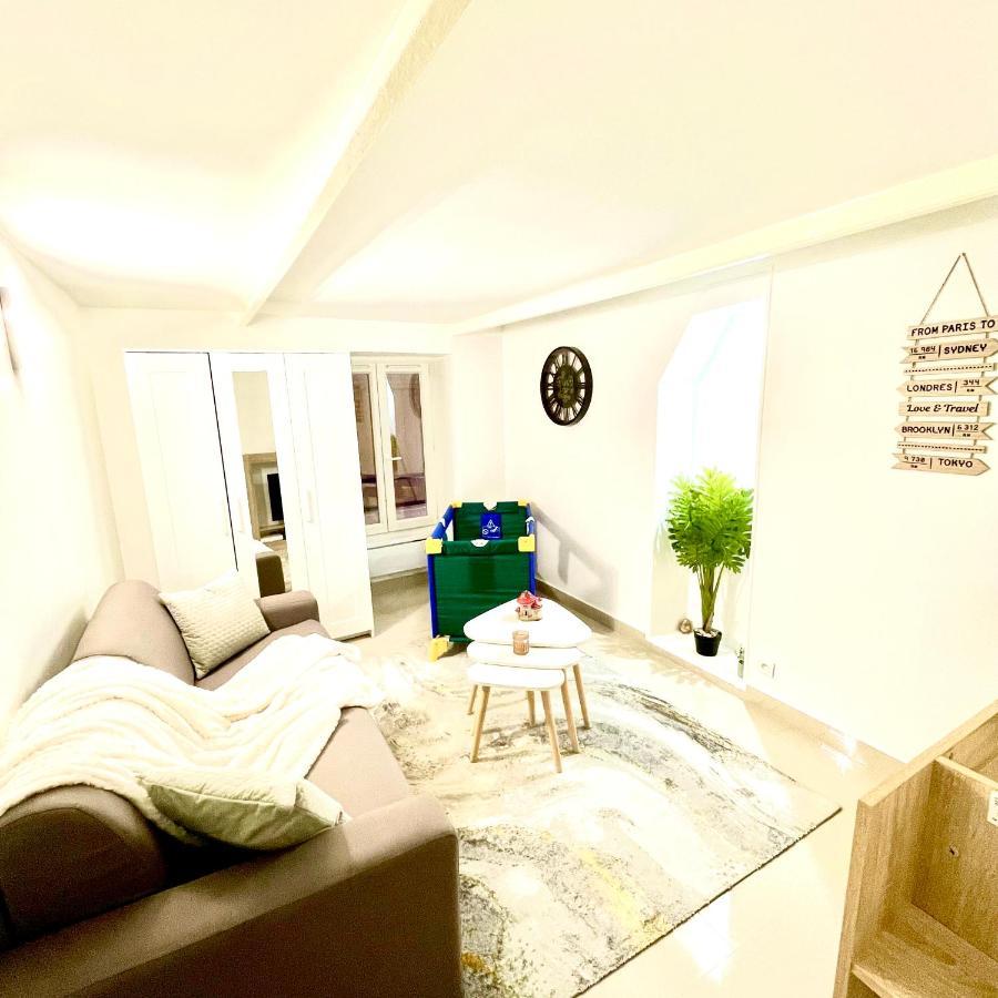 Studio Proche De Paris, Versailles Et La Defense 샤빌 외부 사진